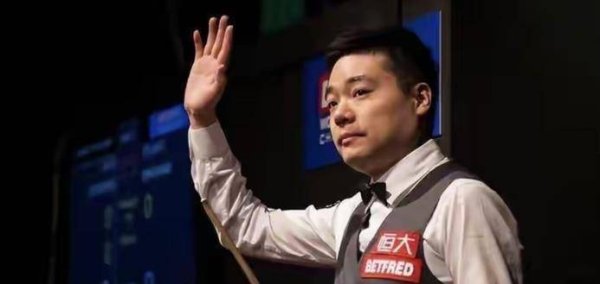 现货配资网 随着丁俊晖4-4赵心童，听听各界媒体专家怎样说，刘钰点评一针见血